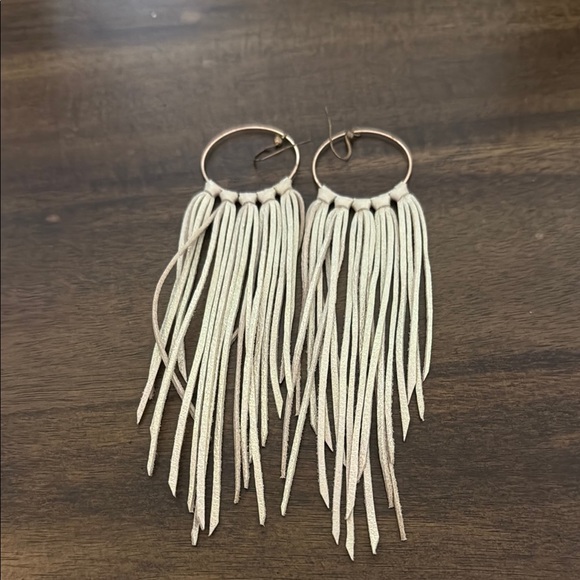 Elegant Fringe Hoop Earrings - Picture 3 of 3
